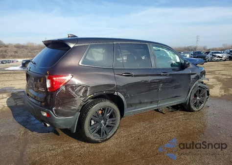 2019 Honda Passport Sport z USA, uszkodzony, nr VIN 5FNYF8H23KB003176